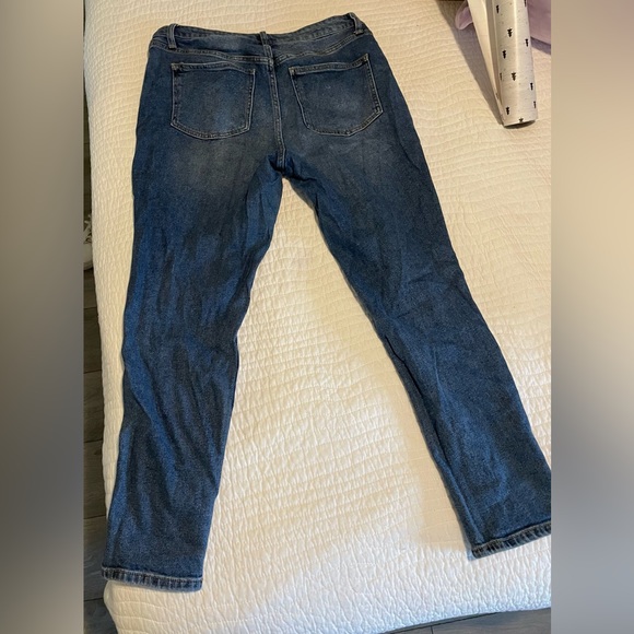 Straight High Rise Ripped Jeans - Picture 3 of 5